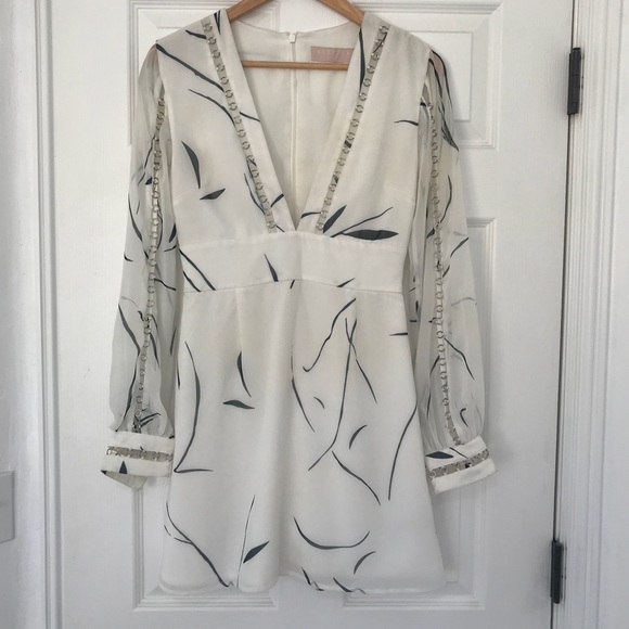 KEEPSAKE the Label Dress - Picture 2 of 4